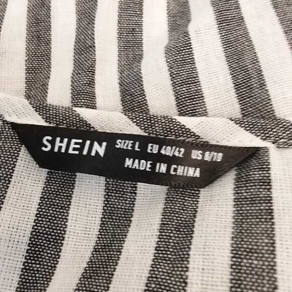 SHEIN Striped Button Detailing Top - Picture 4 of 4